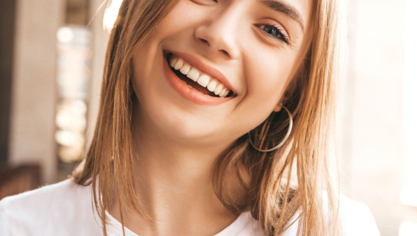 Choosing between a metal or South Houston ceramic braces? These tips can help you decide.