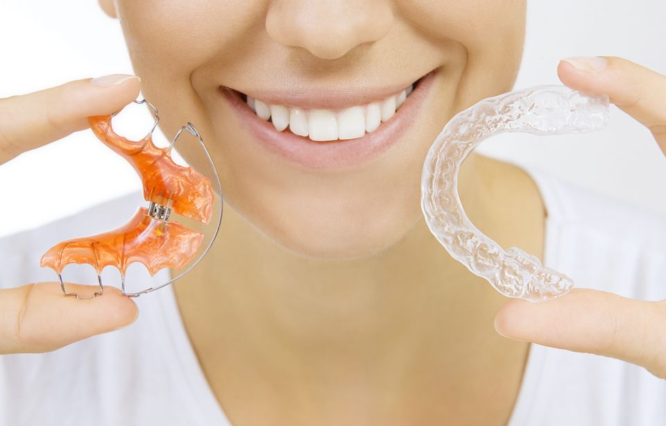 Do You Need To Clean Your Orthodontic Retainers?